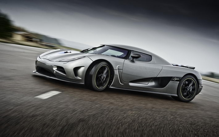 幽灵超跑Koenigsegg桌面壁纸