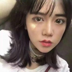 后来她一个人哭了好久 个性小女生微信头像
