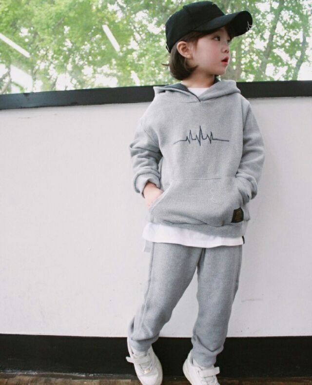 生个女儿 也给她这样酷酷的穿搭