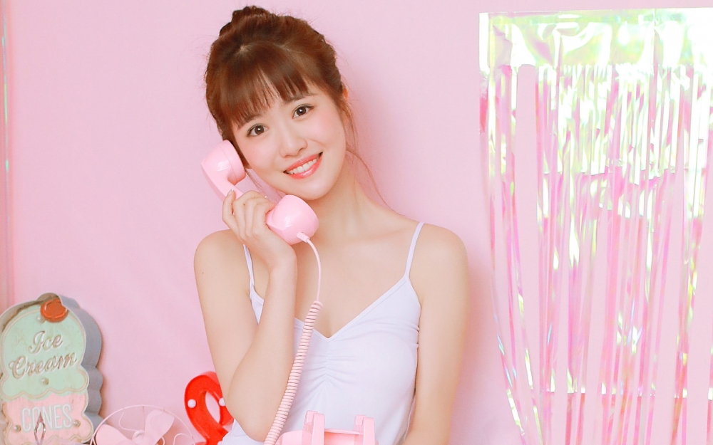 粉红少女可爱治愈系唯美高清壁纸