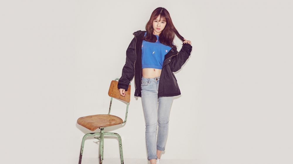 韩国美女组合时尚性感写真桌面壁纸