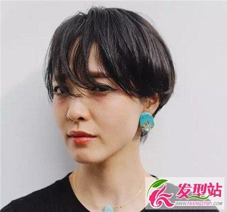 2017流行“露耳朵”短发发型  演绎森系知性风