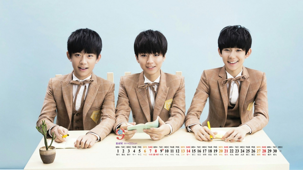 2014年9月日历壁纸青春时尚的少年组合TFBOYS帅气写真图片