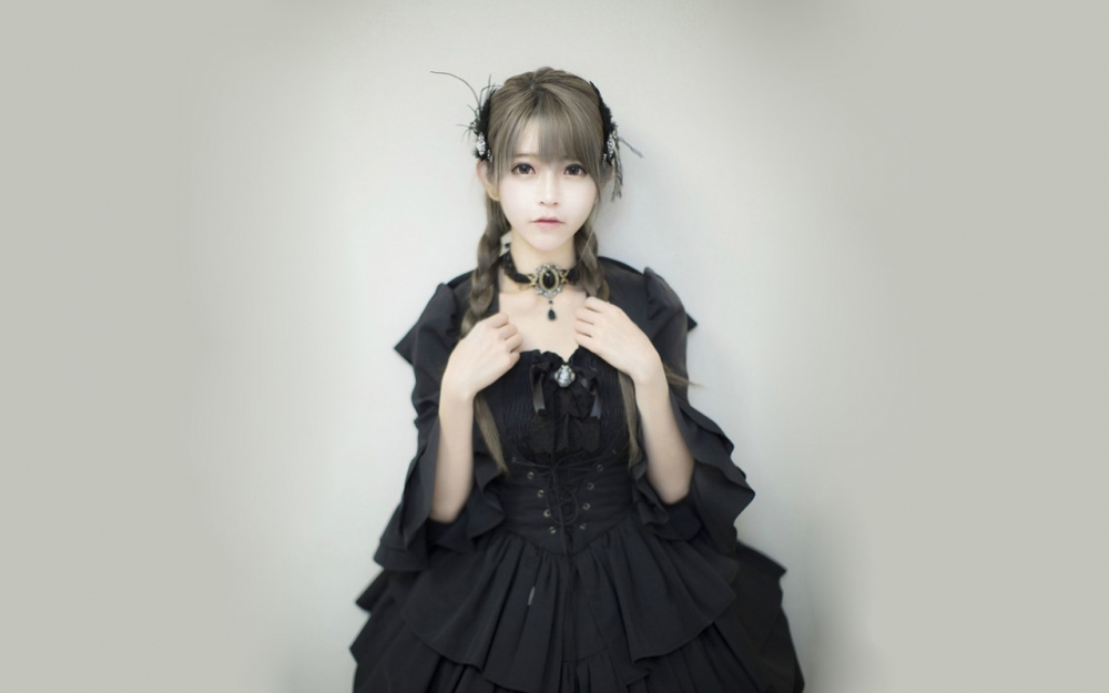 网红美女Yurisa英伦风写真壁纸