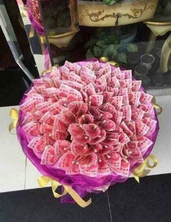 七夕送钞票捧花才是真爱？