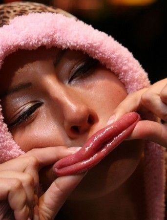 大嘴巴女人搞笑图片