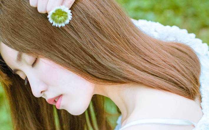 清新美女日系写真桌面壁纸