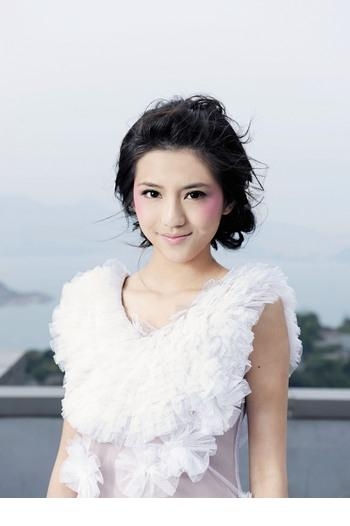 花容月貌的吴千语唯美素颜照片