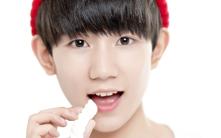 TFBOYS组合帅气写真桌面壁纸
