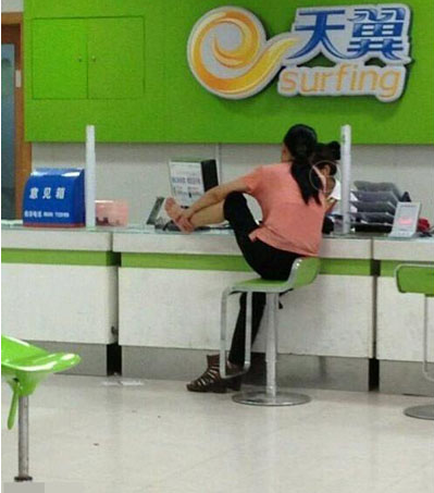 最新女汉子搞笑图