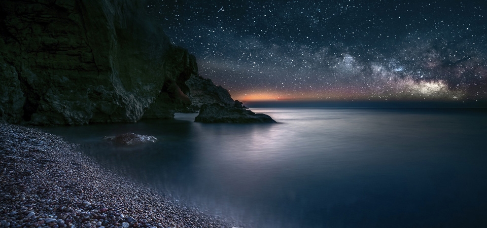 海滩 天空 星星 夜晚 石头 岩石 风景桌面壁纸