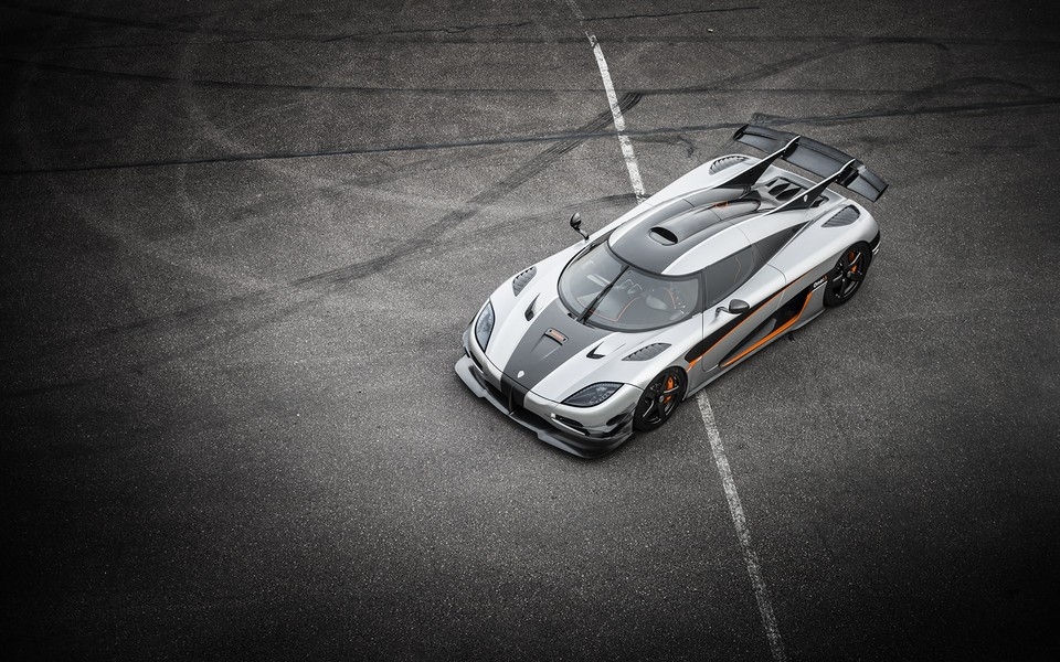 Koenigsegg One-1 2014电脑壁纸