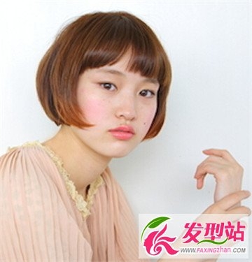 夏季清爽蘑菇头短发发型 打造时尚个性气质