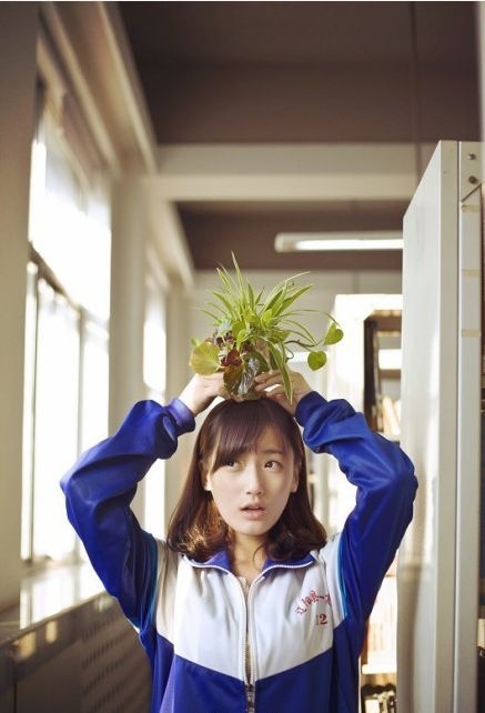 清纯美女唯美校服真人写真照片