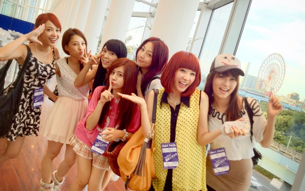 Weather Girls天气女孩壁纸