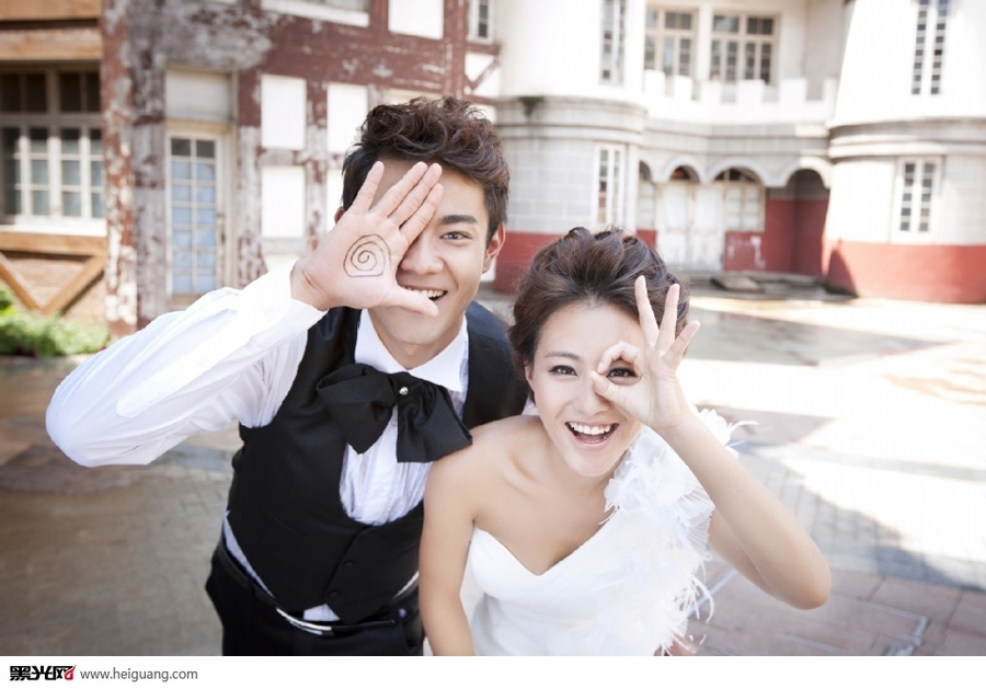 爱愈多 婚纱照