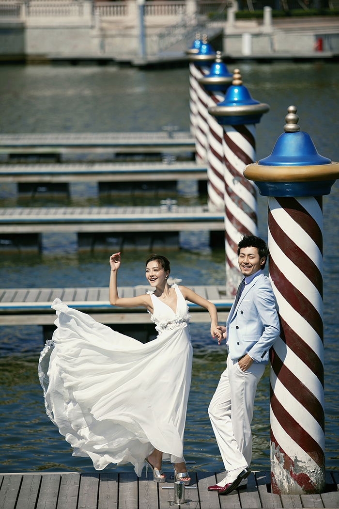 THE MIRROR OF THE SKY 婚纱照