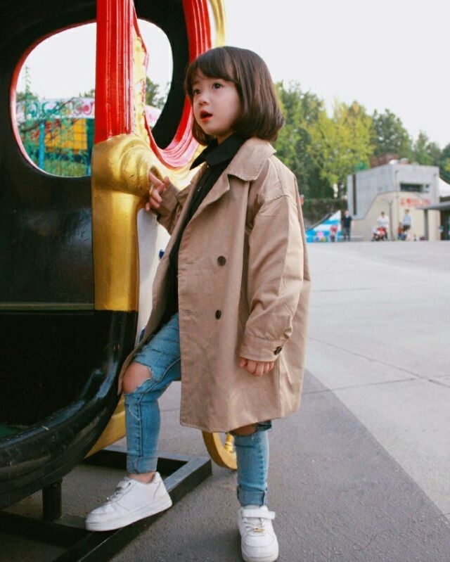 生个女儿 也给她这样酷酷的穿搭