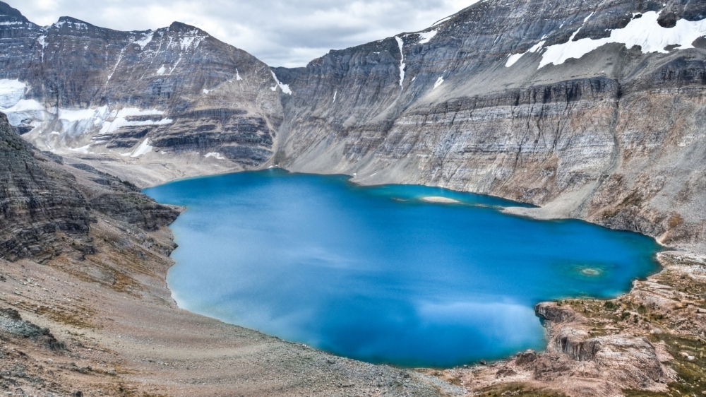 高山湖泊风光美景壁纸