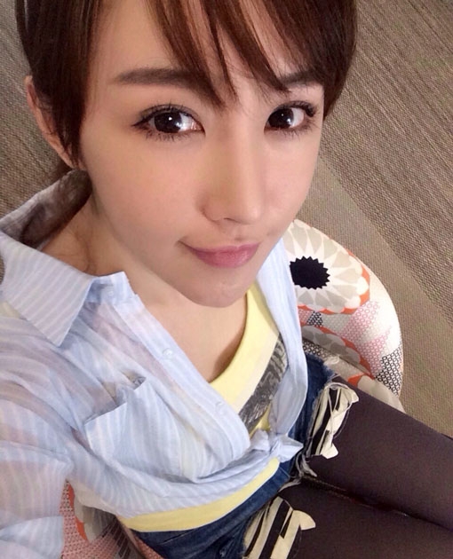 王婉珈粉嫩清纯自拍 如花似玉