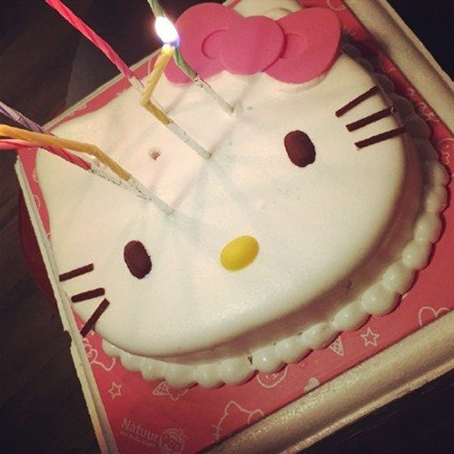 卡哇伊hello kitty造型蛋糕唯美图片