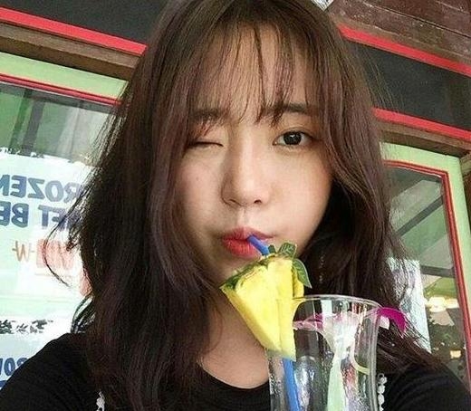 2016冬季流行什么女生发型  空气感自然卷发最女神