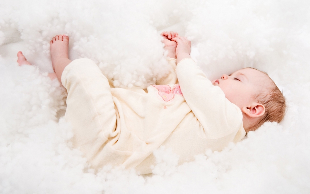 可爱的睡梦中Baby高清小婴儿图片桌面壁纸第二辑