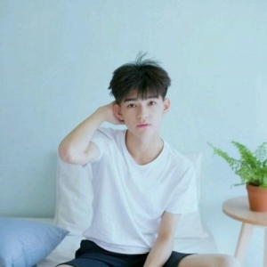 男神般的帅气  小清新清纯小帅哥男生头像