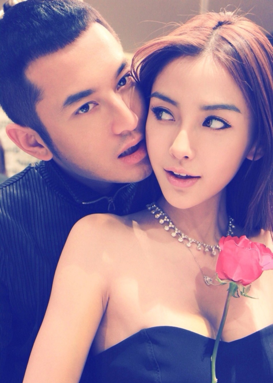 黄晓明Angelababy情侣发型写真 男士短发背头VS中分披肩长发