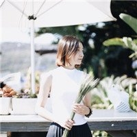 夏天有海风吹过的蓝天           小清新微信女生头像