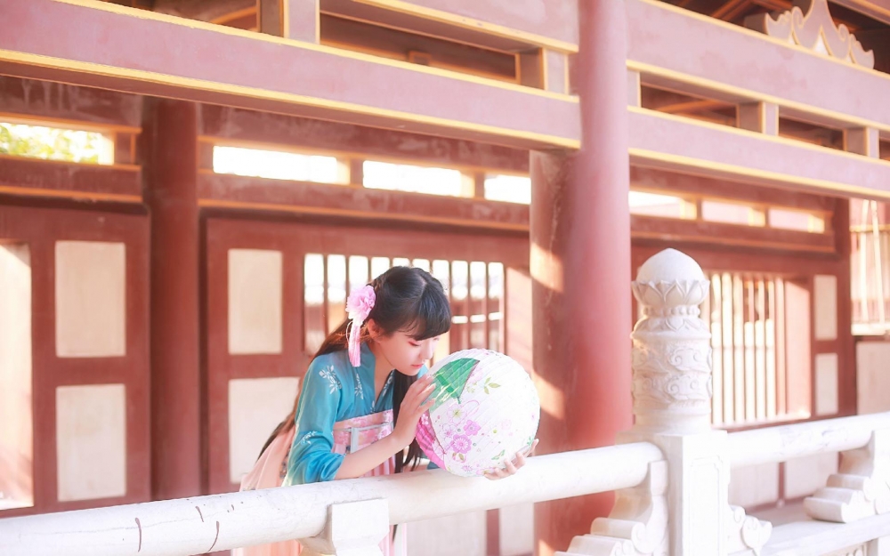 可爱汉服美女精致古风写真壁纸