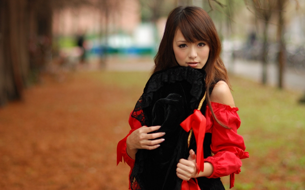 清纯美女桌面壁纸之可爱的学生妹