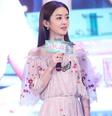 赵丽颖为你示范所有适合约会的少女系发型图片