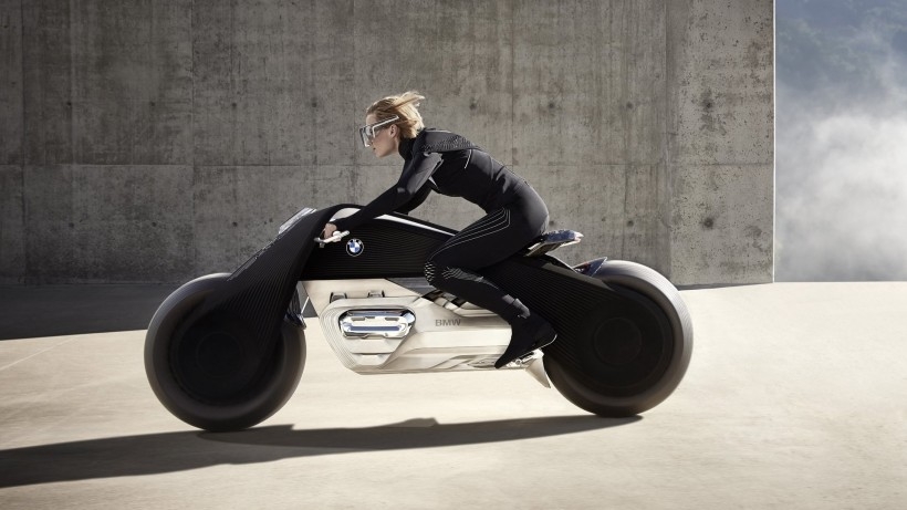 BMW Vision Next100概念摩托桌面壁纸