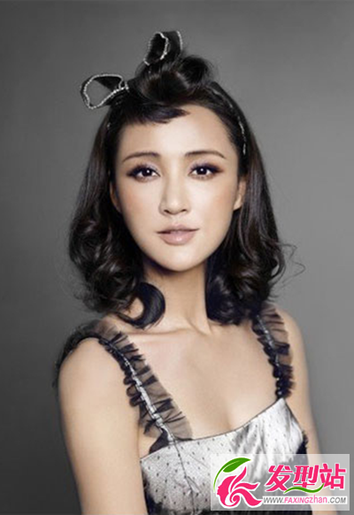 长发女生如何摆弄出漂亮好看的发型