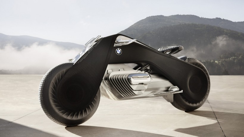 BMW Vision Next100概念摩托桌面壁纸
