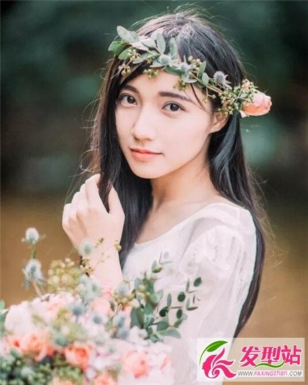 女神长直发图片 倍显柔美气质