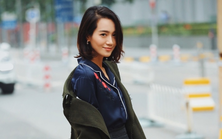 美女主持人朱丹时尚写真高清壁纸大全
