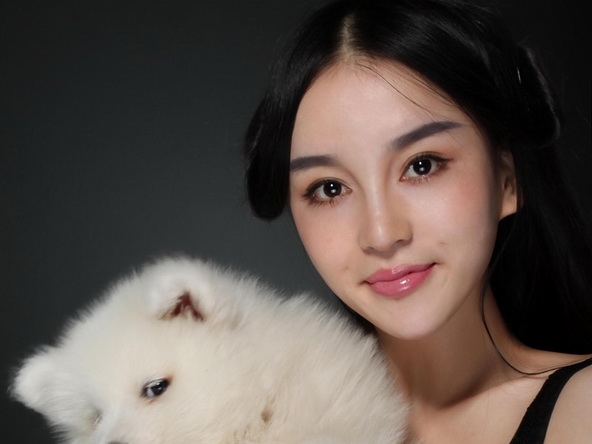 美女嫩模石一伊清纯写真电脑壁纸