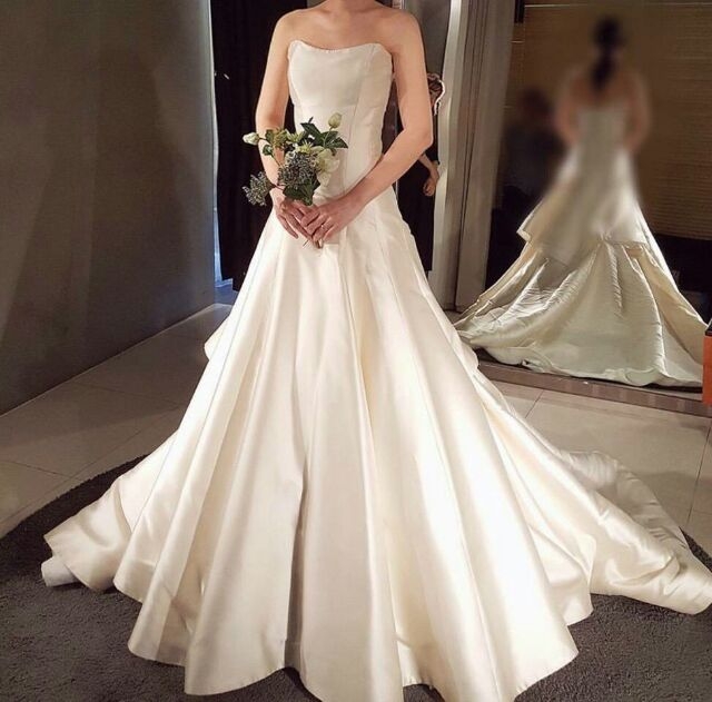 迟早有人为你披上婚纱 说着余生请多指教❤️ ​ ​​