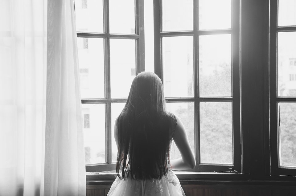 宝妈：她的婚纱。