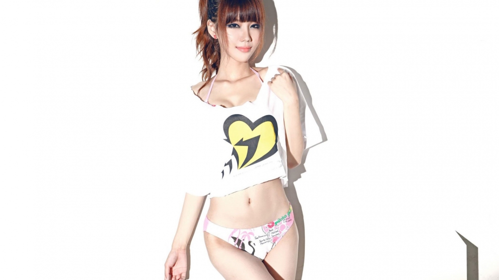 叶梓萱性感美女电脑桌面壁纸