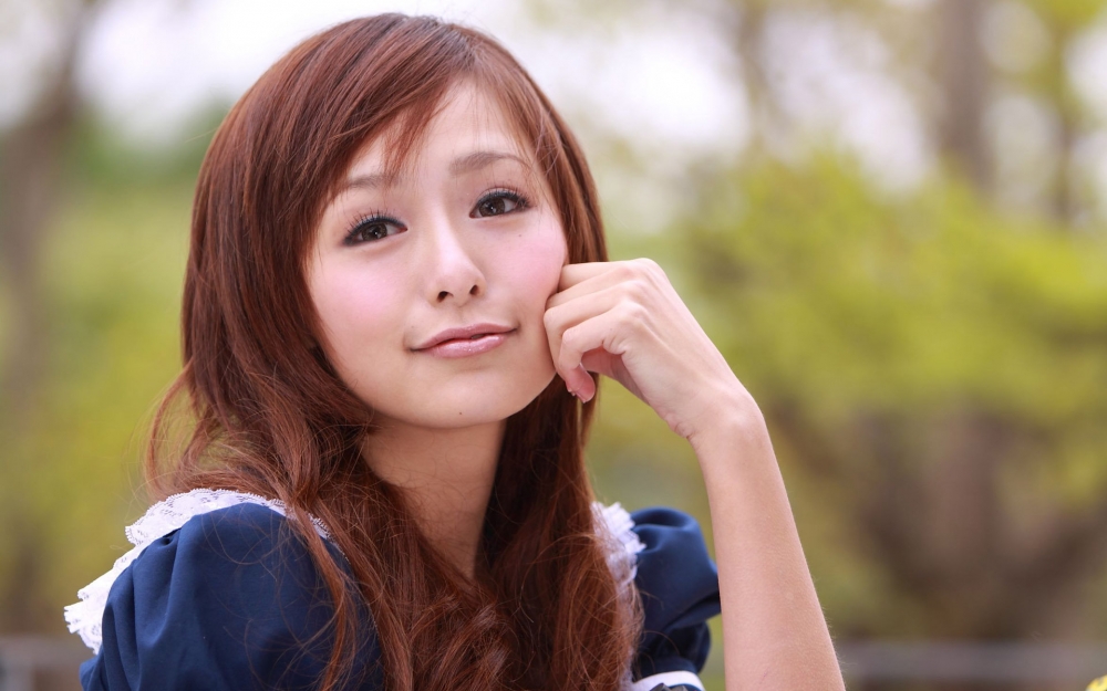清纯美女桌面壁纸之可爱的学生妹