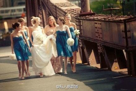 待你婚纱落地我定短陪伴