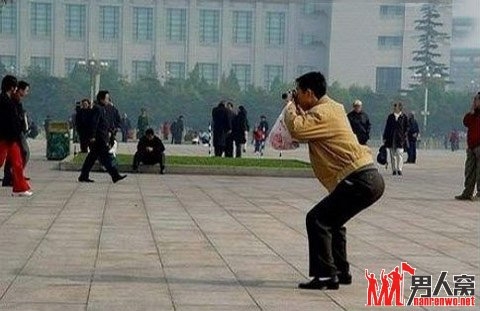 摄影师爆笑的拍照姿势 壮观~