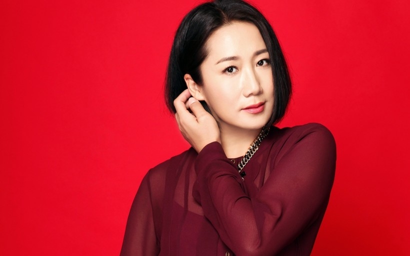 美女演员郭虹桌面壁纸
