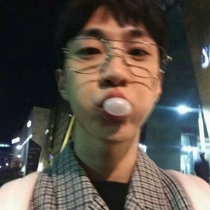 让我再重新追你一回吧 小清新清纯帅气小男生头像