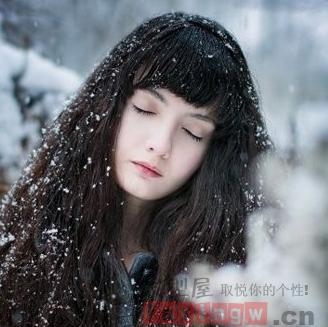 梨形脸适合什么刘海 洋梨脸适合齐刘海吗
