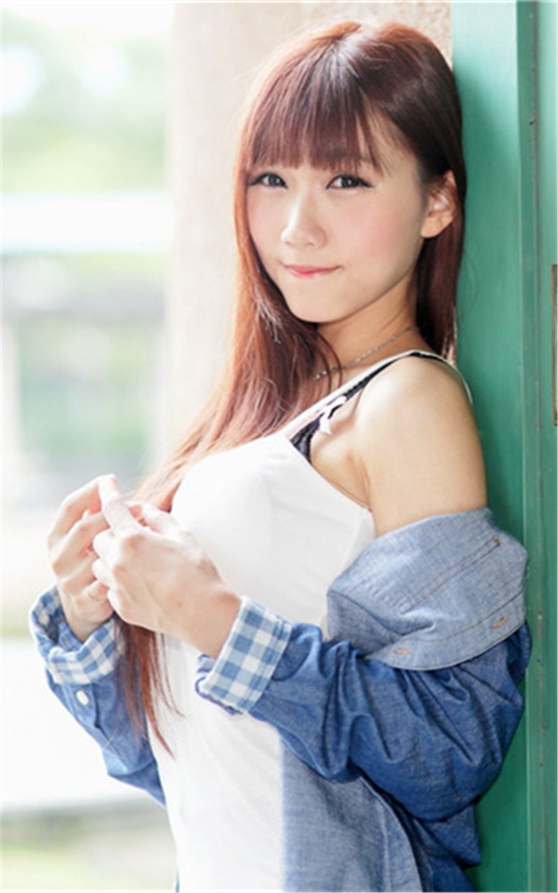 甜美气质美女户外唯美写真手机壁纸