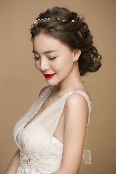 最新韩式新娘盘发
